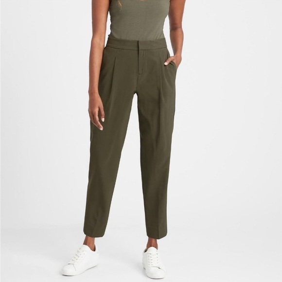 Banana Republic Tapered High Rise Olive Trouser Pants | 4 - Picture 7 of 7